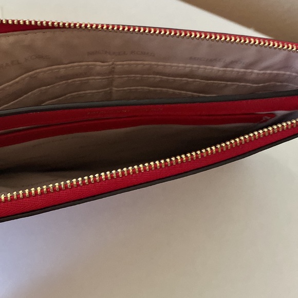 MK WRISTLET RED - Picture 6 of 6